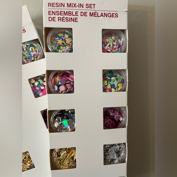 Resin mix in set - Picture 2 of 4